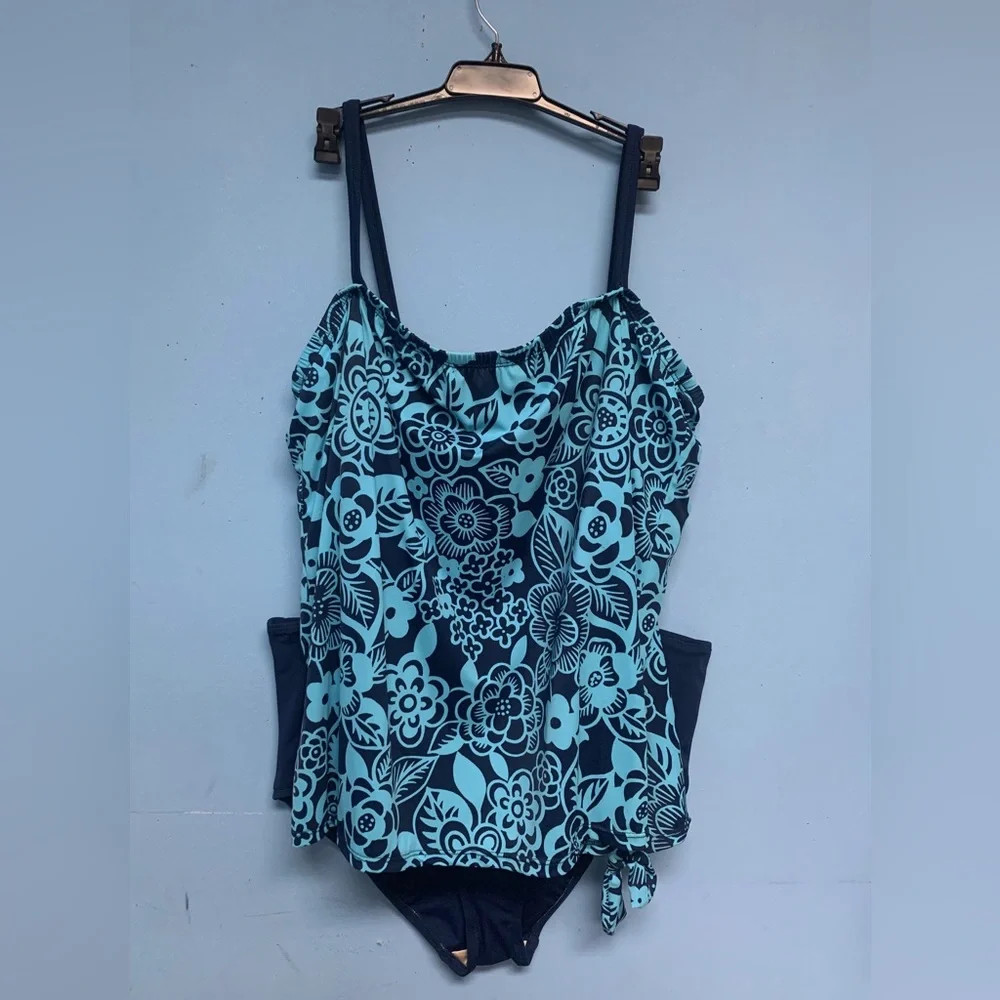 24 C NWT 2 piece bandeau blouson swimsuit navy blue  removable straps - Picture 4 of 4